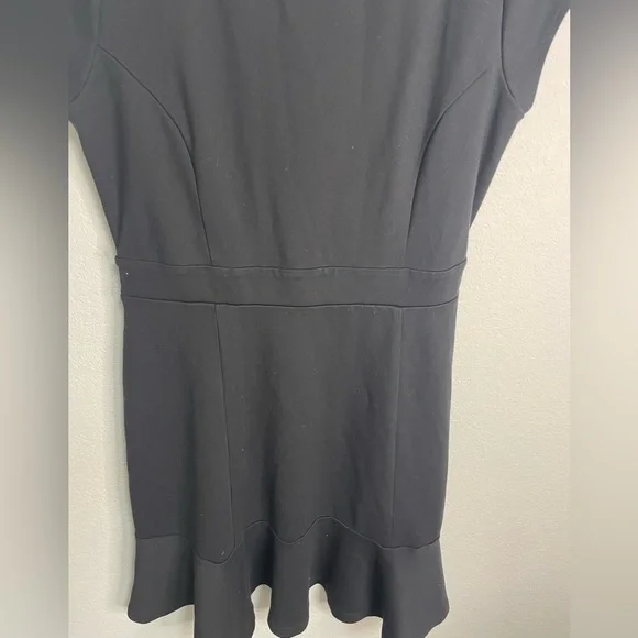 LOFT Black Fit & Flare Dress Women’s Size 8 Short Sleeve Scoop Back Work Office - Picture 4 of 9